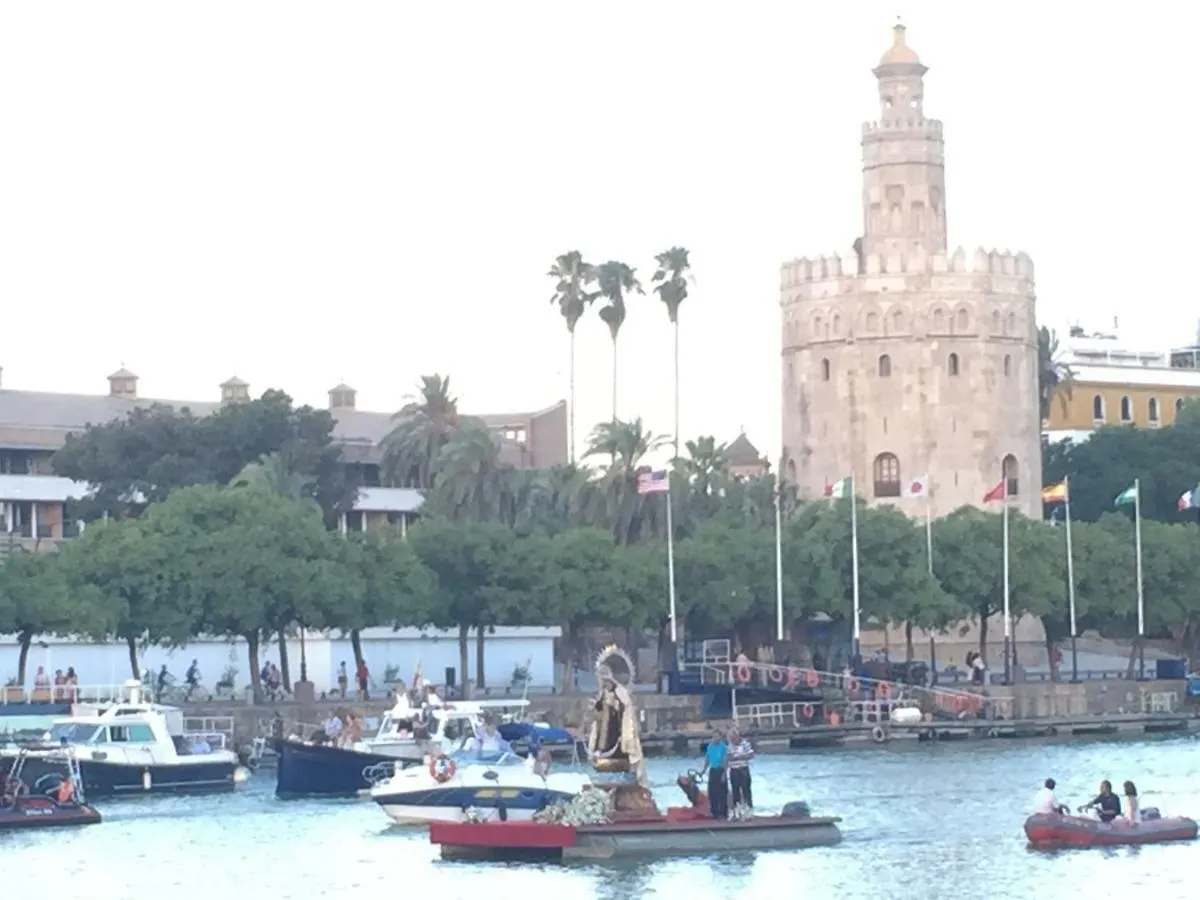 Apartamento Betis a la Orilla del Guadalquivir&Vistas a la Giralda Sevilla 0*,  España
