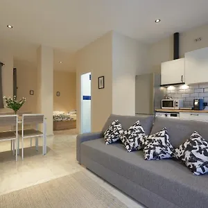 Tejares De Triana 16 A Apartamento